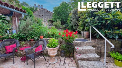 /international/fr/bourdeilles-aquitaine-310105379501/