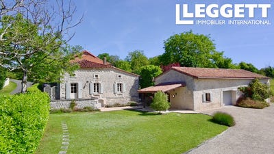 /international/fr/juignac-charente-310108371858/