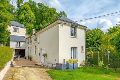 /international/fr/cinq-mars-la-pile-centre-val-de-loire-310108187884/