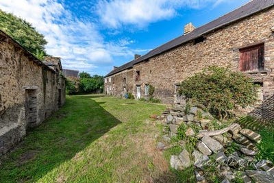 /international/fr/pleugueneuc-brittany-310101385021/?lang=zh-tw