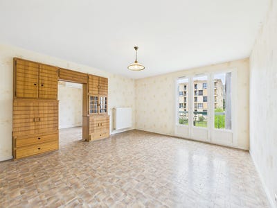 /international/fr/tournon-sur-rhone-rhone-310107971563/