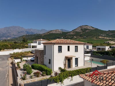 /international/fr/calenzana-corsica-310109045197/?lang=fr
