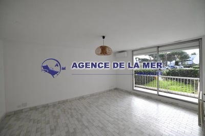 /international/fr/la-grande-motte-centre-val-de-loire-310105351392/