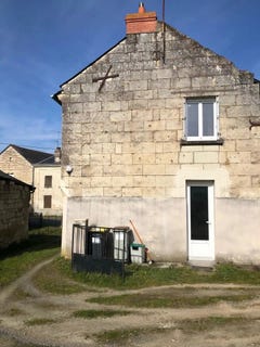 /international/fr/saint-just-sur-dive-pays-de-la-loire-310108870040/