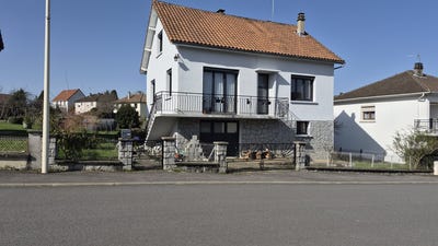 /international/fr/magnac-bourg-limousin-310108248340/