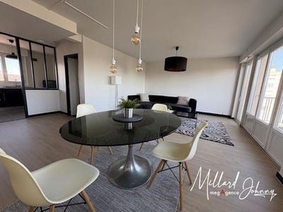 /international/fr/macon-burgundy-310100015648/