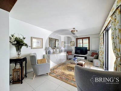 /international/fr/chateaubriant-pays-de-la-loire-310108971936/