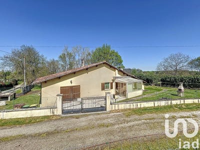 /international/fr/saint-seurin-sur-l-isle-aquitaine-310098438978/