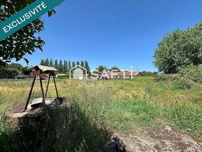 /international/fr/bressuire-charente-310108374763/