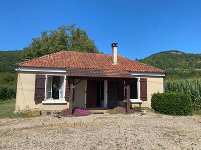 /international/fr/saint-cyprien-aquitaine-310108264482/
