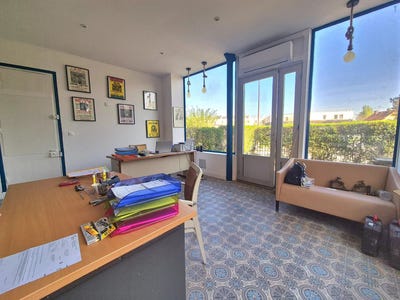/international/fr/55-avenue-gaston-boissier-viroflay-ile-de-france-310098949848/