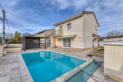 /international/fr/bourg-en-bresse-rhone-310104424398/