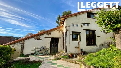 /international/fr/rochechouart-limousin-310104885919/