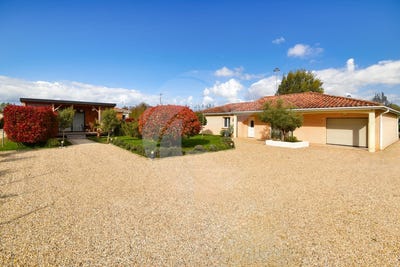 /international/fr/negrepelisse-midi-pyrenees-310108129765/
