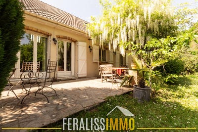 /international/fr/courdimanche-ile-de-france-310098841693/