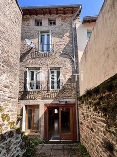 /international/fr/bourganeuf-limousin-310107332030/