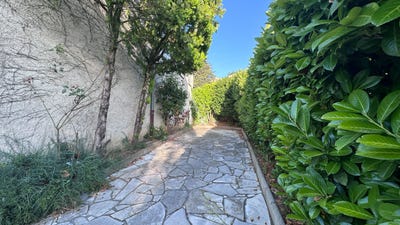 /international/fr/manosque-provence-alpes-cote-d-azur-310108920860/