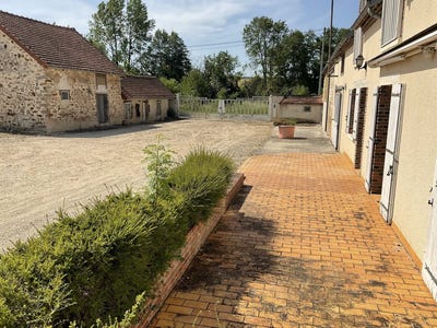 /international/fr/saint-loup-de-buffigny-ardennes-310108597008/