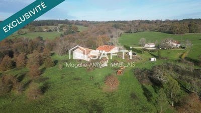 /international/fr/baignes-sainte-radegonde-charente-310107564046/