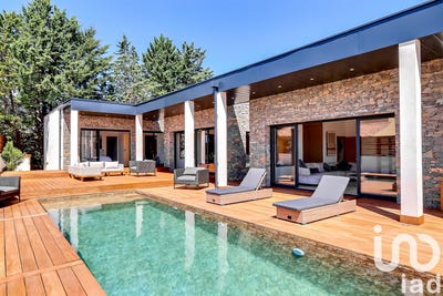 /international/fr/garrigues-sainte-eulalie-languedoc-roussillon-310106572818/