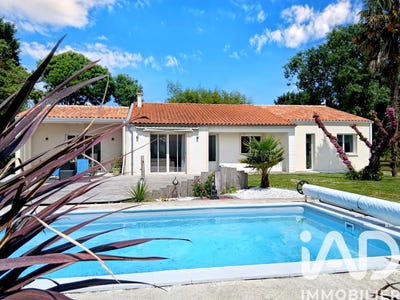 /international/fr/saint-hippolyte-la-basse-normandie-310107640438/