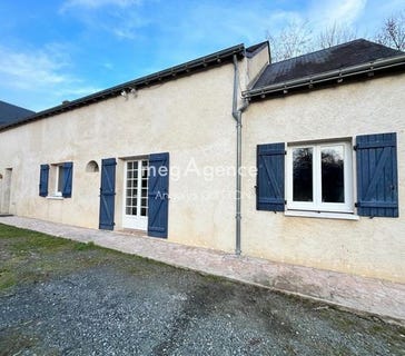 /international/fr/montval-sur-loir-pays-de-la-loire-310105302036/