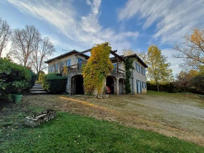 /international/fr/villefranche-de-rouergue-midi-pyrenees-310098713673/