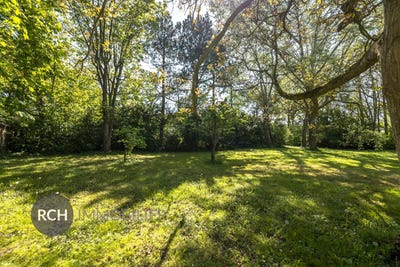 /international/fr/houdan-picardie-310099615361/