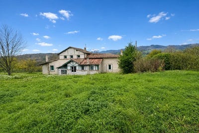 /international/fr/vollore-ville-auvergne-310107792607/