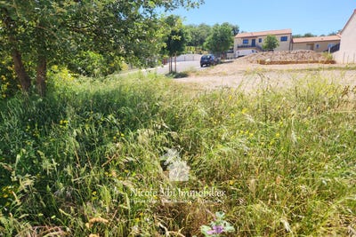 /international/fr/corbere-les-cabanes-languedoc-roussillon-310108430373/