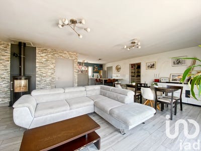 /international/fr/saint-philbert-de-grand-lieu-pays-de-la-loire-310100484194/