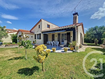 /international/fr/maureillas-las-illas-languedoc-roussillon-310107186263/