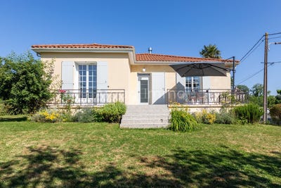 /international/fr/eymet-aquitaine-310107651127/