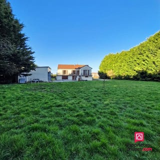 /international/fr/32-route-de-beaune-proche-arnay-le-duc-arnay-le-duc-burgundy-310108369056/