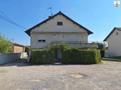 /international/fr/saint-loup-de-varennes-burgundy-310107792114/