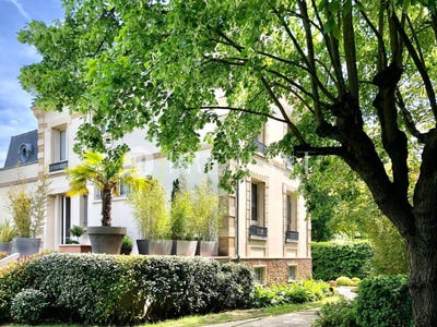 /international/fr/mantes-la-jolie-ile-de-france-310100712297/