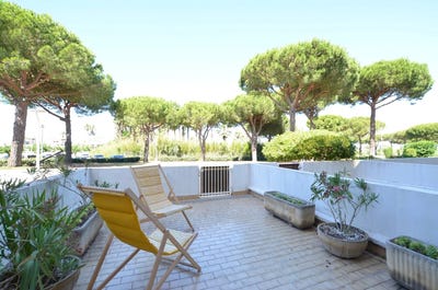 /international/fr/720-rue-folco-de-baroncelli-le-grau-du-roi-languedoc-roussillon-310108870268/