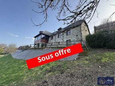/international/fr/bort-les-orgues-limousin-310106521841/?lang=it