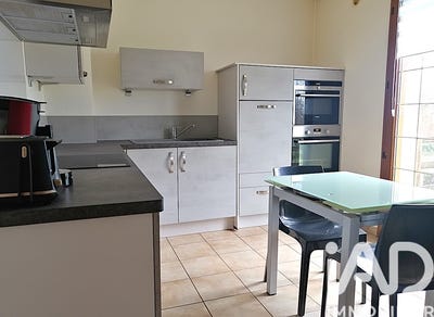 /international/fr/ambrieres-les-vallees-pays-de-la-loire-310108002628/