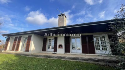 /international/fr/lons-le-saunier-franche-comte-310103667253/