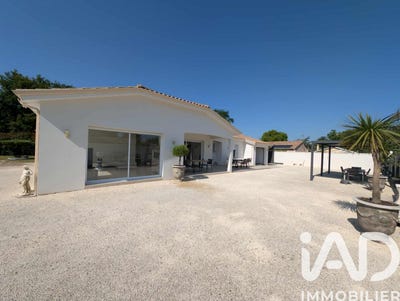 /international/fr/saint-denis-de-pile-aquitaine-310103613496/