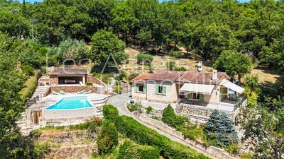/international/fr/les-adrets-de-l-esterel-provence-alpes-cote-d-azur-310101207333/?lang=zh-tw