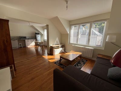 /international/fr/7-rue-porte-au-roi-41400-montrichard-france-montrichard-val-de-cher-centre-val-de-loire-310107944371/