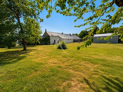 /international/fr/marsac-sur-don-pays-de-la-loire-310109428497/