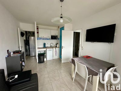 /international/fr/courseulles-sur-mer-upper-normandy-310098103265/