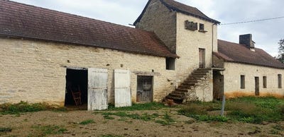 /international/fr/caylus-midi-pyrenees-310102875445/