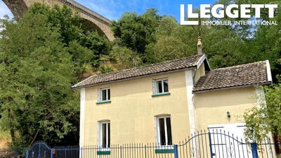 /international/fr/l-isle-jourdain-charente-310100487497/