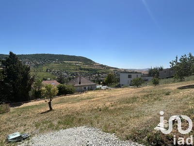 /international/fr/veyre-monton-auvergne-310102240338/