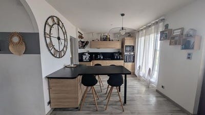 /international/fr/sainte-bazeille-aquitaine-310109205183/