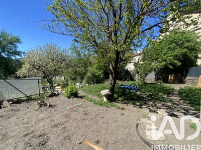 /international/fr/aveze-auvergne-310108049304/